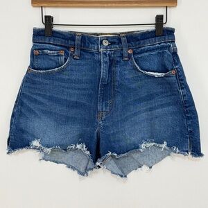 Abercrombie & Fitch Women's Curve Love The Cutoff Short High Rise Size 25